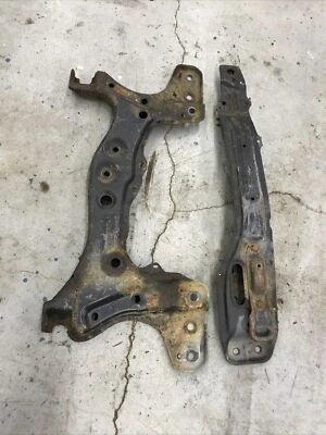 Подрамник передней подвески двигателя для Toyota Corolla 1998-2002 годов выпуска 98 99 00 01 02 - Изображение 1 из 4