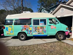 97 Dodge 3500 ice cream truck vehicle has 138,000 currently has new spark plugs 