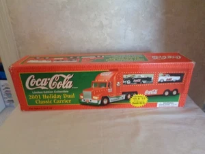 Coca-Cola 2001 Holiday Dual Classic Carrier Limited Edition Collectible (#6429) - Picture 1 of 17
