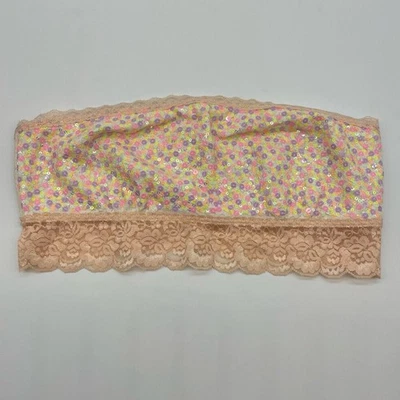 Sujetador bandeau rosa Victoria’s Secret con encaje y lentejuelas Foto 1 de 4