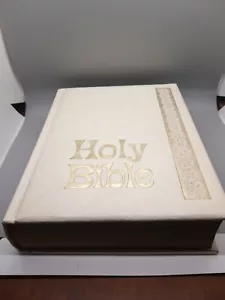 KJV Bibel 1968 cremefarbene gepolsterte Abdeckung Familienreferenz/Roter Brief Edition - Bild 1 von 10
