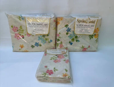 Vintage 1960's Marvelaire Springmaid Floral Double Complete Spring Sheet Set NOS - Image 1 of 4