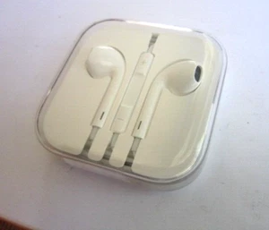 Apple Original Wired Earpods Headphones for iPhone Earbuds 3.5mm Unopened NOS - Picture 1 of 3