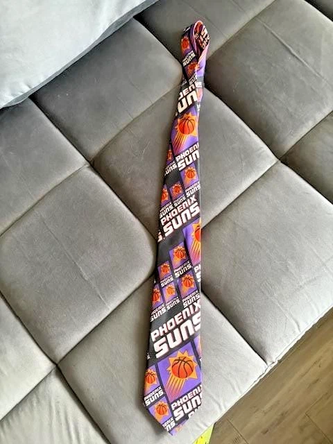 Corbata vintage 1993 con licencia oficial NBA Phoenix Suns 100 % seda - EE. UU. Foto 1 de 4