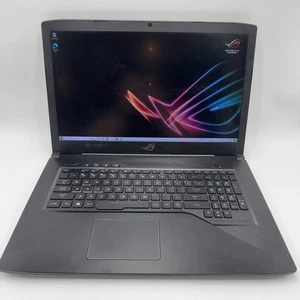ASUS ROG Strix GL703VD 17.3 i7-7700HQ 8GB RAM 128GB SSD 1TB HDD GeForce GTX 1050 - Imagen 1 de 14