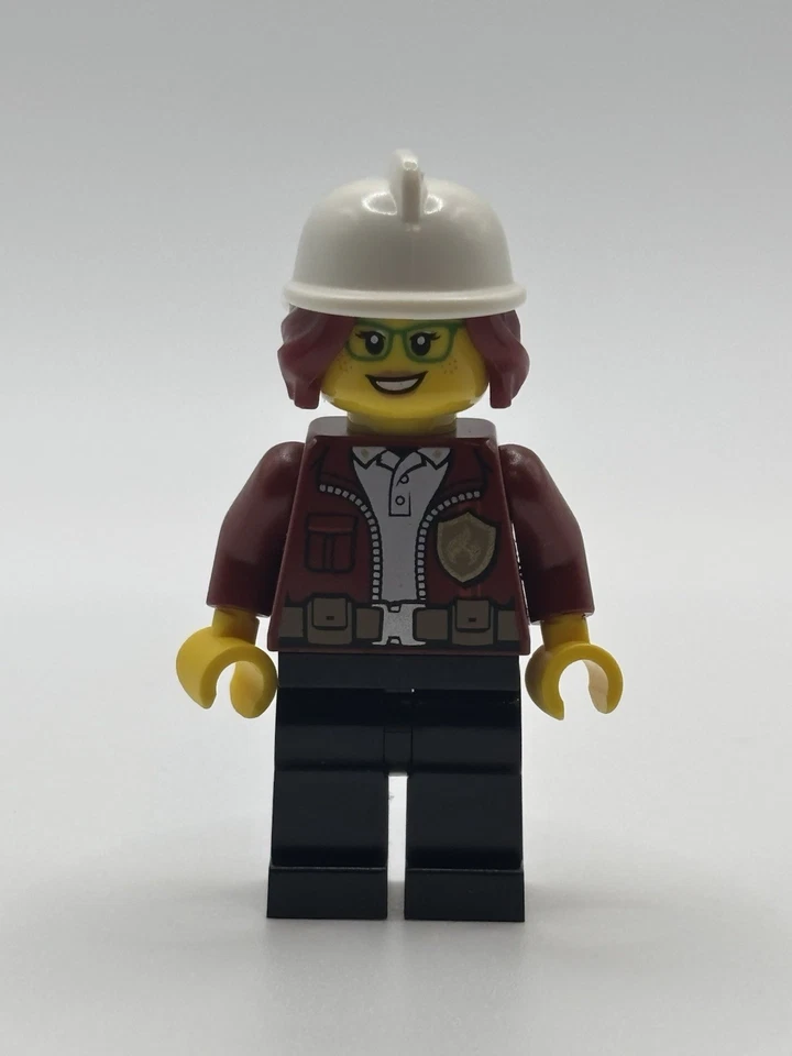 LEGO Minifig cty1288 - Fire Chief Female - Freya McCloud Dark Red Jacket