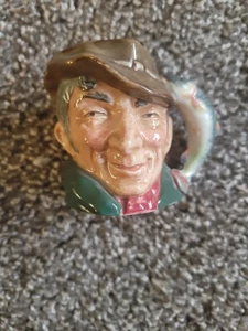 Royal Doulton Tob The Piacher 2.25"H. - Imagen 1 de 6