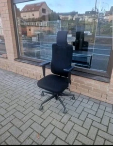 Vitra HeadLine Bürodrehstuhl mit Kopfstütze – Ergonomisch & Stilvoll - Bild 1 von 5