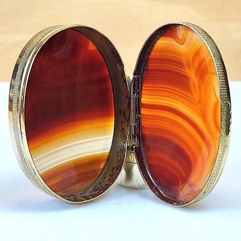 Choice Antique Gold Filled Box Thick Beveled Red & Cream Banded Agate Top Bottom Cover