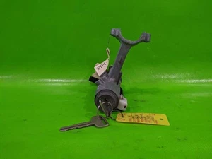 95 96 97 TACOMA IGNITION KEY LOCK CYLINDER HOUSING W/KEY OEM 3994-4 - Picture 1 of 4