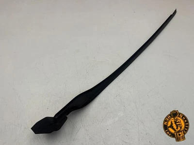 Jaguar F-Pace 2017-2025 - Parabrisas delantero izquierdo acabado de pilar moldura OEM Foto 1 de 4