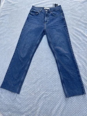 Zara Women's Jeans Medium Blue Cotton Loose Fit Wide Leg Midrise Denim Size 4 - Image 1 of 4