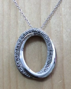 0.12ctw GORGEOUS GENUINE DIAMOND DOUBLE OVAL PENDANT NECKLACE - Picture 1 of 4