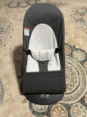 Gorila Baby Bjorn algodón gris Foto 1 de 4