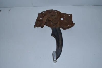 Ford Mustang Mach 1 Boss 351 Cougar 1971-1973 montaje de freno de estacionamiento con fecha 13/04/71 Foto 1 de 4