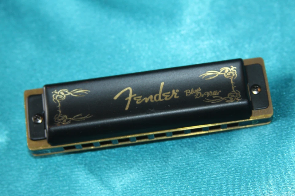 Fender 0990702001 Blues Deville Harmonica Key of C
