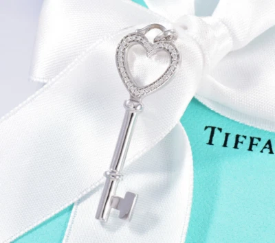 Tiffany & Co бриллиант 18K белое золото средний 1,5» сердце ключ подвеска в коробке мешок - Изображение 1 из 4