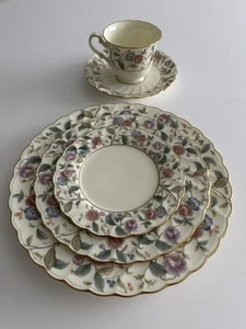 Noritake China La Prada 5 Piece Place Setting - Picture 1 of 9