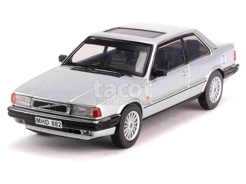 1 43 PremiumX Volvo 780 Bertone Coupe 1985/1990 silver