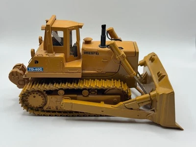 TOPADORA DRESSER TD-40C CON CABINA 1/48 - CCM - CONSTRUCCIÓN BULLDOZER VINTAGE #3446 Foto 1 de 4