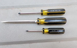 3 Stück Stanley 100 Plus Kreuzschlitz & Schlitz Schraubendreher 64-101, 64-102, 66-176 - Bild 1 von 15