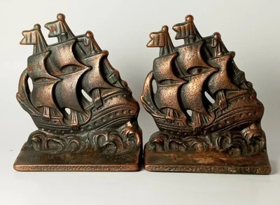 Libro náutico de hierro fundido Verona de colección termina pátina envejecida original Foto 1 de 4