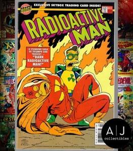 Simpsons RADIOACTIVE MAN #412 VF/NM 9.0 w/ Exclusive Trading Card 1994 Bongo