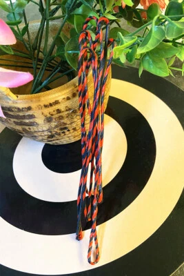 Archery Actual 54/58/62in Red Flemish Strings Fast Flight Twist Hunting Longbow - Image 1 of 4