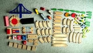 Brio Geoffrey Toys R Us Wooden Railway Train & Track Lot Compatible W/ Thomas - Picture 1 of 9
