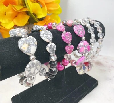 Venta al por mayor Lote Pulseras 6 piezas Pulsera Elástica Cuentas Corazón Neutro Blanco Rosa Foto 1 de 4