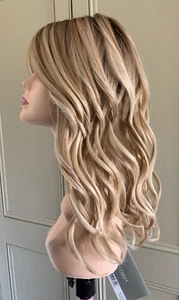 New - Selfie Mode Wig by Raquel Welch, Shaded Biscuit (RL19/23SS BLONDE) - Picture 1 of 12