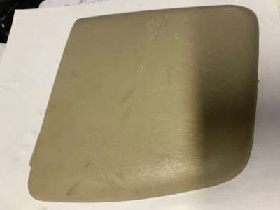 2001 Toyota Highlander Cover, Deck Side Trim, LH Rear Tan~B66 - Imagem 1 de 3