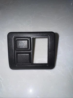 443941528B Audi 80/90/Coupe Typ 81/85/Urquattro/100/200 Typ 44 ABS  Foto 1 de 2