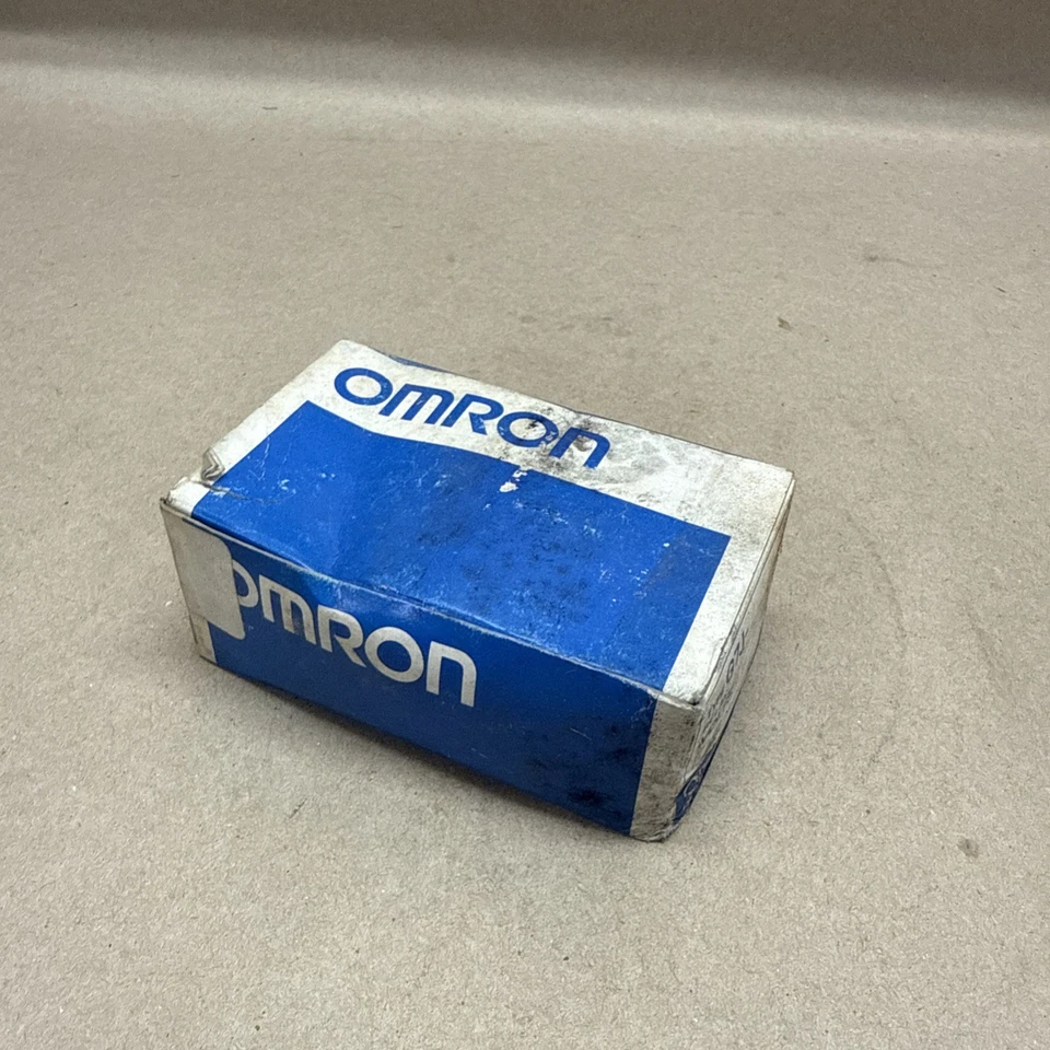 New OEM Omron G7J-4A-B Power Relay Bracket 24VDC General Purpose Relay - Image 1 of 4