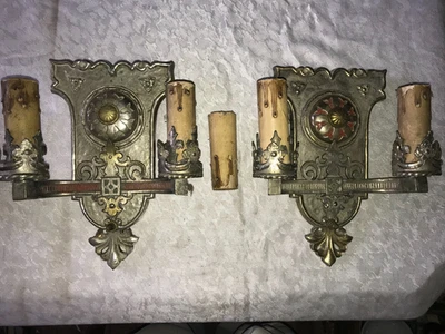 RARO Antiguo 2/Pares de PLIQUE DE PARED DOBLE NÍQUEL sobre BRONCE 101/2" Alto FLEUR DE LIS Foto 1 de 4