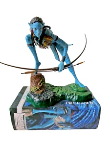 AVATAR 2 WATER PATH 13.5" NEYTIRI FIGURE - Picture 1 of 16