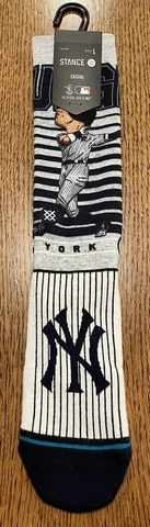 New York Yankees Aaron Judge Stance Socks Men's Size Large (9-13) - NWT Cover
