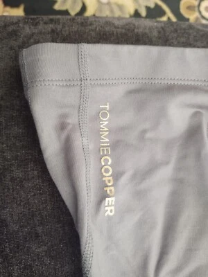 Manga hasta la rodilla de compresión Tommie Copper Unisex Performance (mediana, gris pizarra) Foto 1 de 4