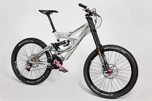 WOW! Exclusive GIANT FAITH Fully 26er DH/FR(?) MTB Bike f.Collector Chris King - Picture 1 of 23