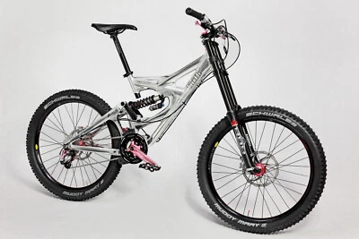 WOW! Exclusive GIANT FAITH Fully 26er DH/FR(?) MTB Fahrrad f.Sammler Chris King - Bild 1 von 4