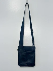 Radley London Sleek Pocket Crossbody Bag Dark Blue Leather Zip Top Expandable - Picture 1 of 11