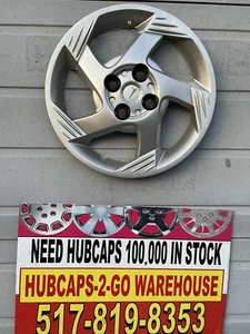 2005-07 Pontiac G5 Bolt On Factory Hubcap Very Nice Looks New Lines Oem 15” One - Picture 1 of 4