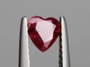 Natural Thai Ruby SI1 0.61ct 5x5mm Loose Gemstone Heart Cut Not Treated - Picture 1 of 12