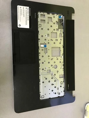 Reposamanos HP Pavilion 17.3" 17-e055nr OEM con panel táctil 36R68TATP00 36R68TP003 GLP* Foto 1 de 4