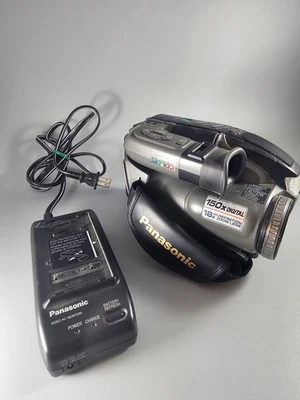 Panasonic PV-D300D & Battery Charger Tested Handheld VHS-C Tape Recorder Retro - Image 1 of 4
