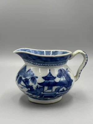 Antique 18th c Chinese Qianlong Export Nanking Porcelain Creamer Pitcher 6 1/2'' - Image 1 of 4