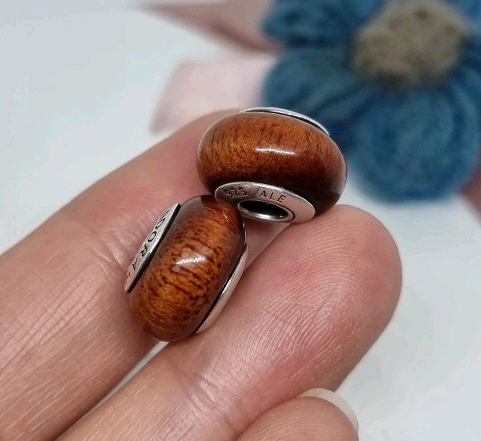 Genuino Pandora Plata y Muirapiranga Madera Dije X 2 💕925 ALE Retirado 2014  Foto 1 de 4