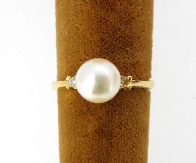 Ring 14k yellow gold 7 mm Cultured Pearl two Brilliant Diamonds .04 ct sz 5 3/4 - Image 1 of 4