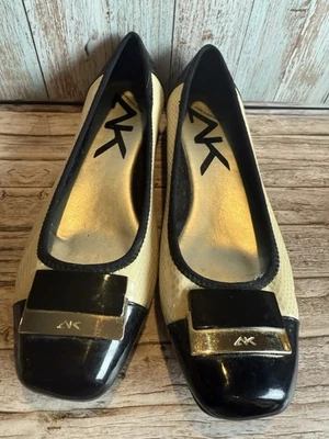 Zapatos planos deportivos de ballet Anne Klein negro crema dos tonos talla 7,5 M Akuna Foto 1 de 4