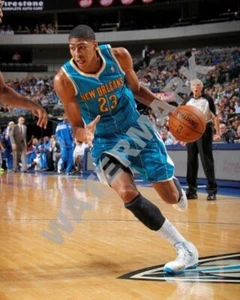 ANTHONY DAVIS New Orleans Hornets Glossy 8 x 10 Photo Print - Picture 1 of 1